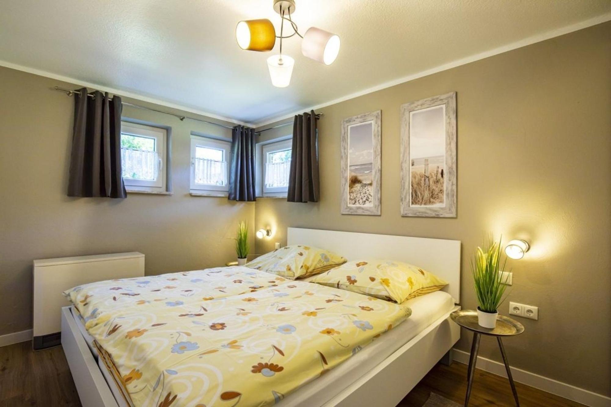 Ferienhaus Biene Am Siel Neufunnixsiel Bagian luar foto