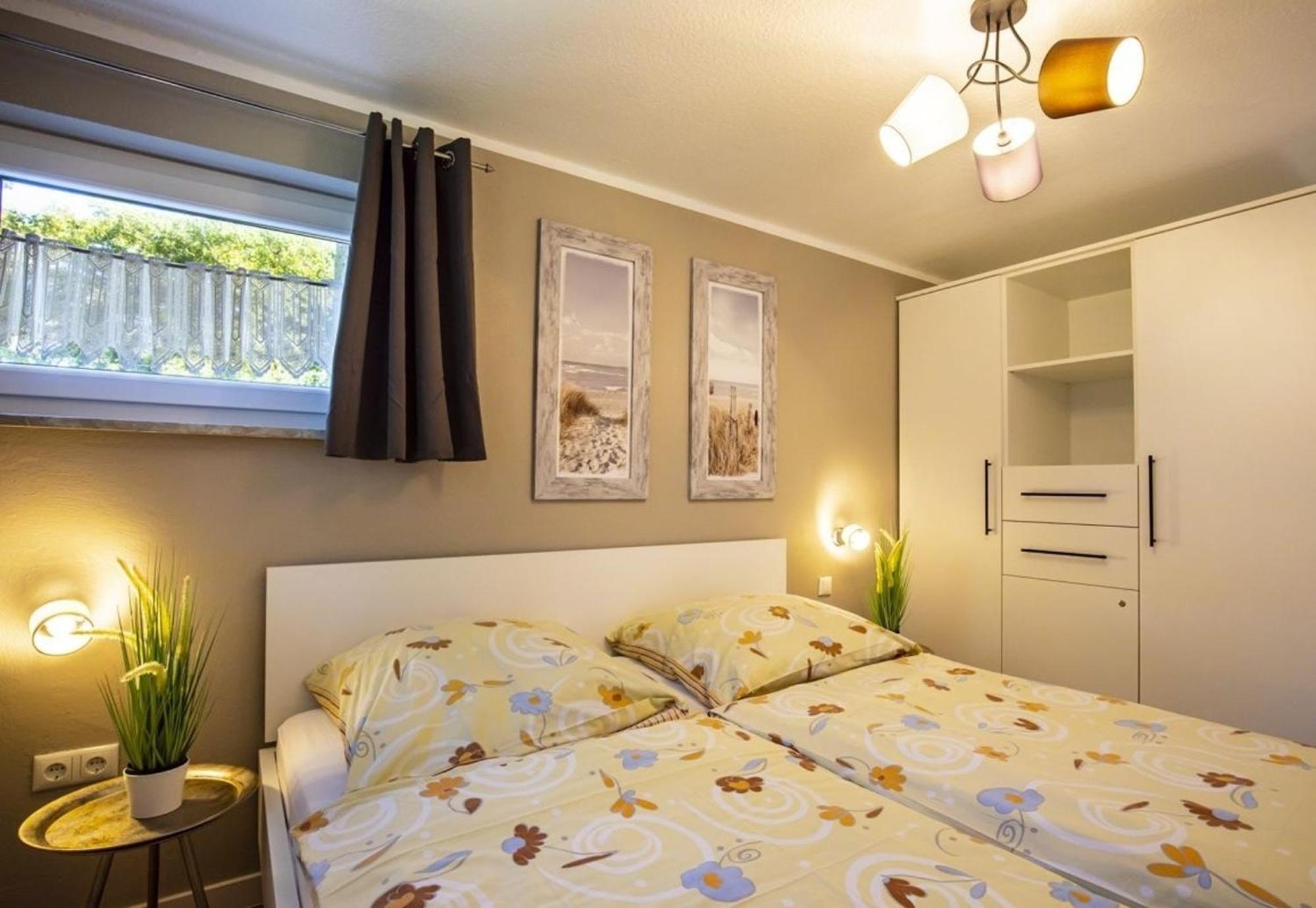Ferienhaus Biene Am Siel Neufunnixsiel Bagian luar foto